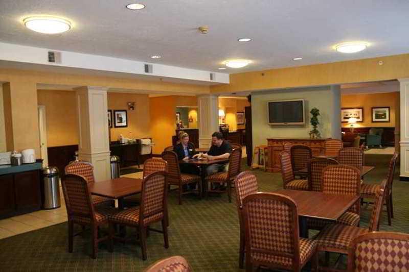 Hampton Inn By Hilton Concord/Bow Restaurant photo