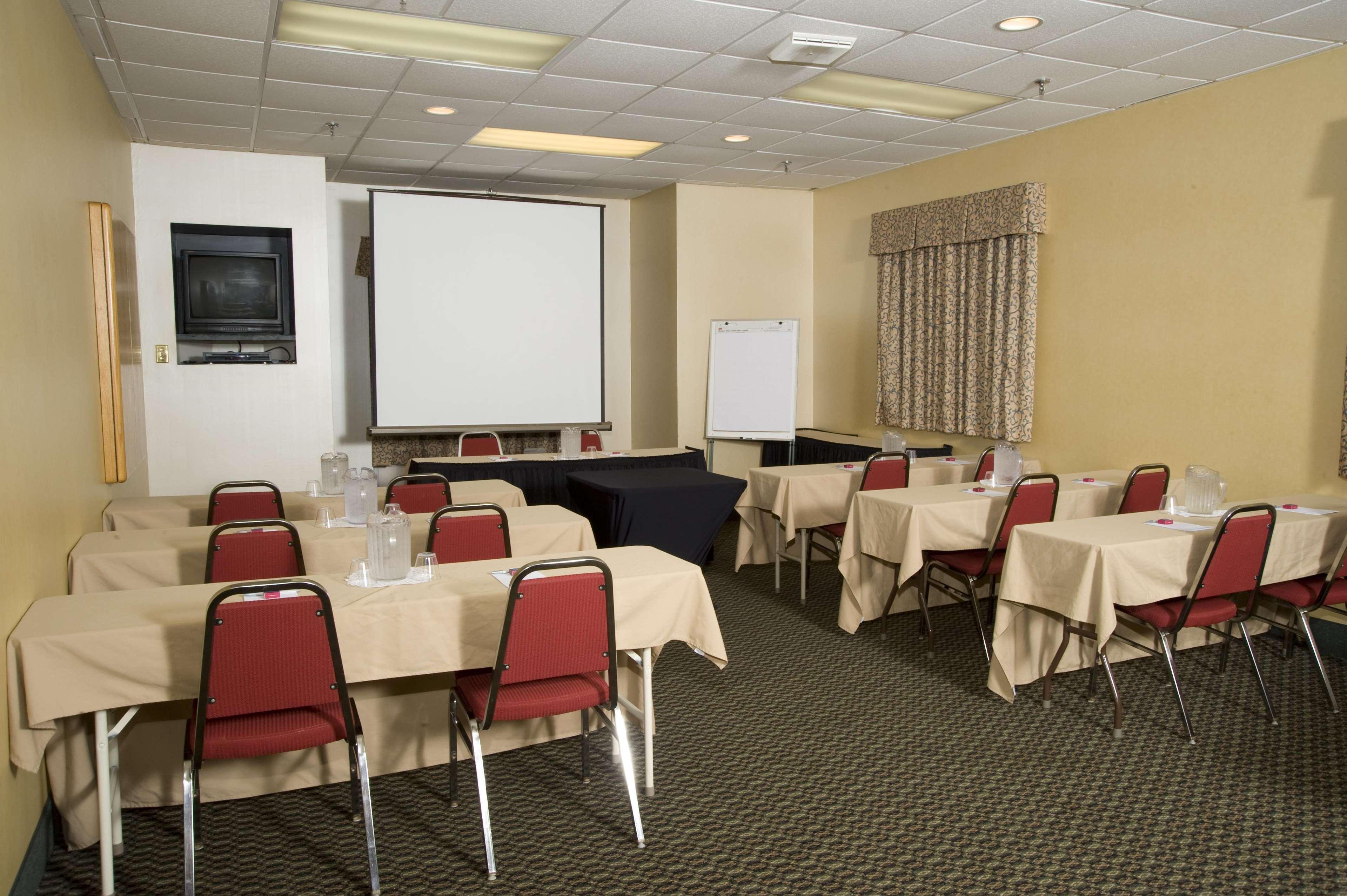 Hampton Inn By Hilton Concord/Bow Exterior photo