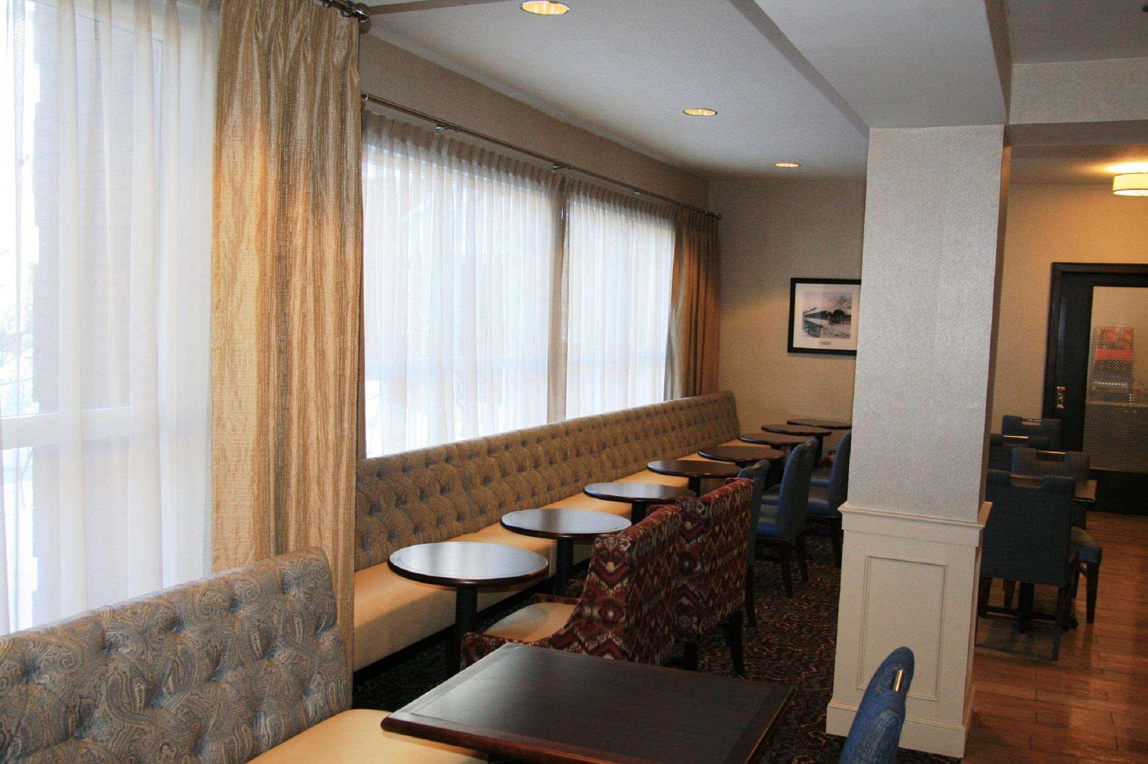 Hampton Inn By Hilton Concord/Bow Exterior photo