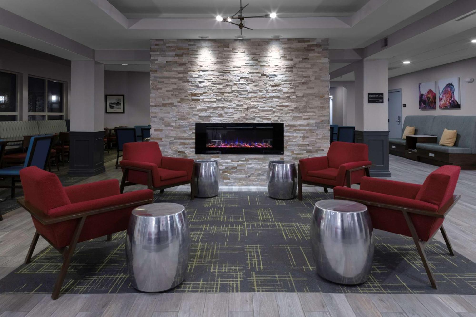Hampton Inn By Hilton Concord/Bow Exterior photo