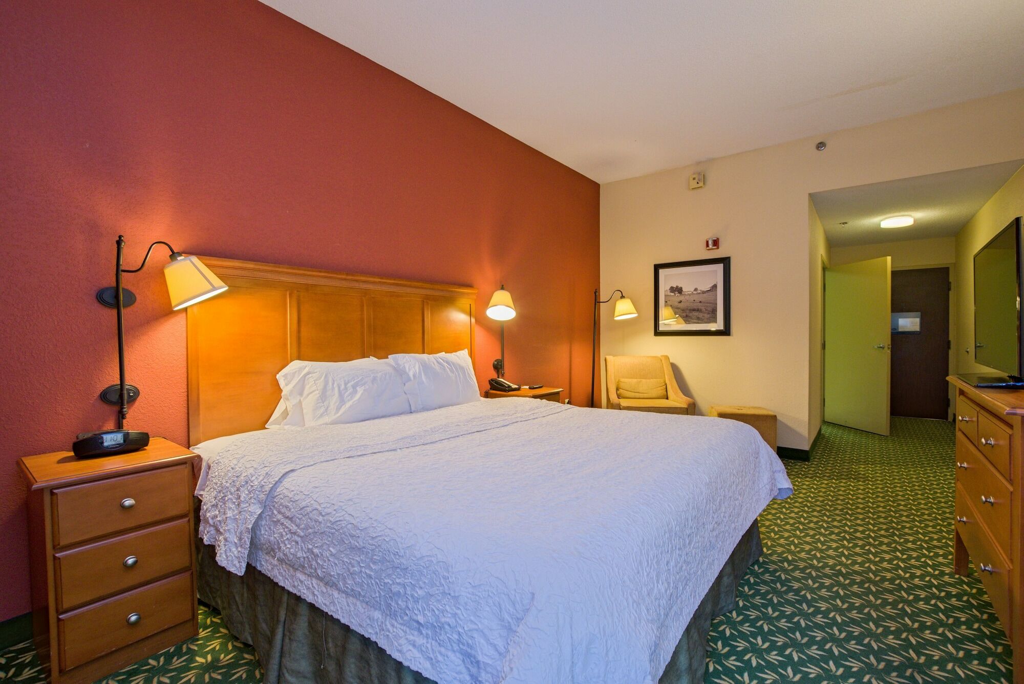 Hampton Inn By Hilton Concord/Bow Exterior photo