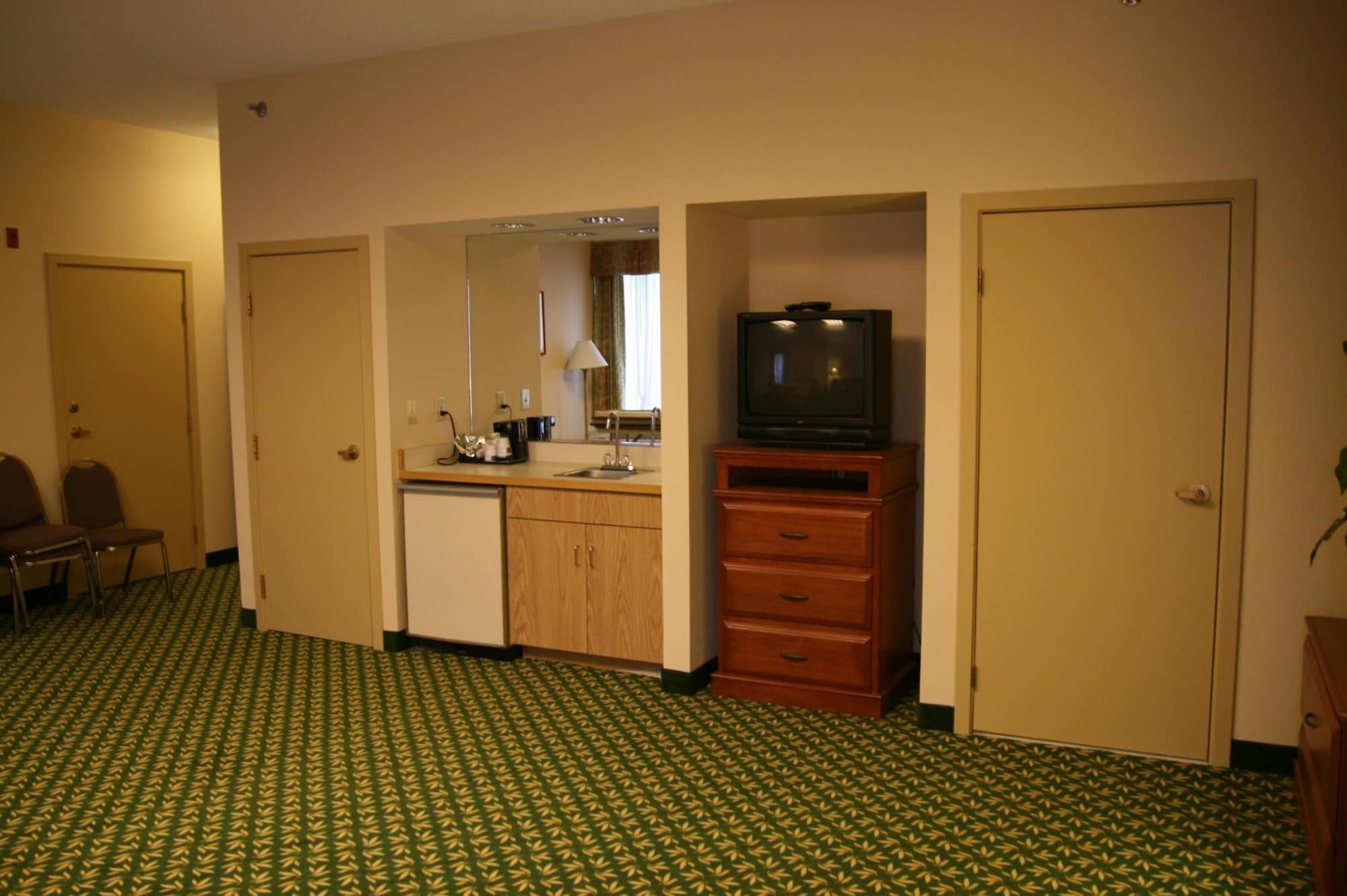 Hampton Inn By Hilton Concord/Bow Exterior photo