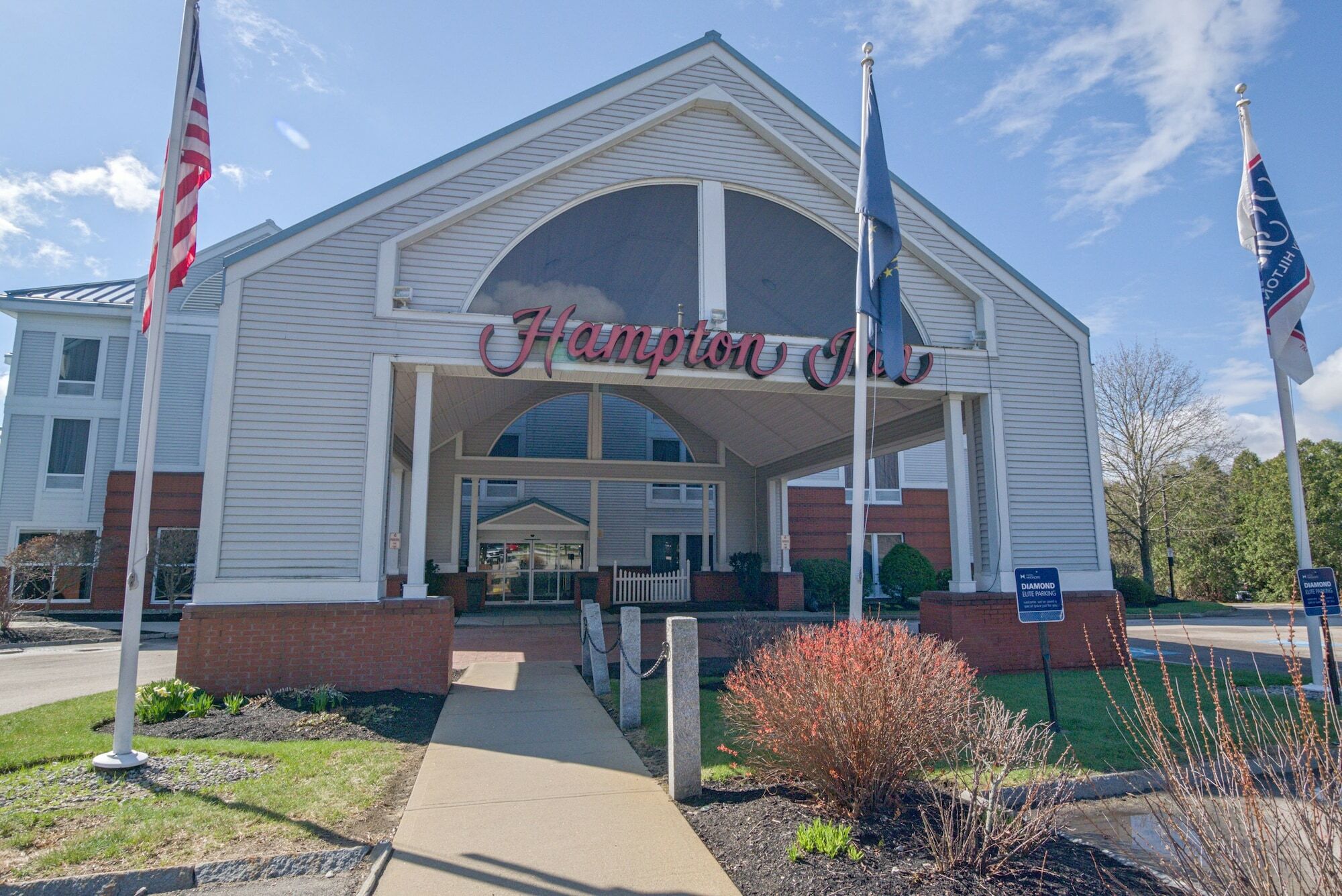 Hampton Inn By Hilton Concord/Bow Exterior photo