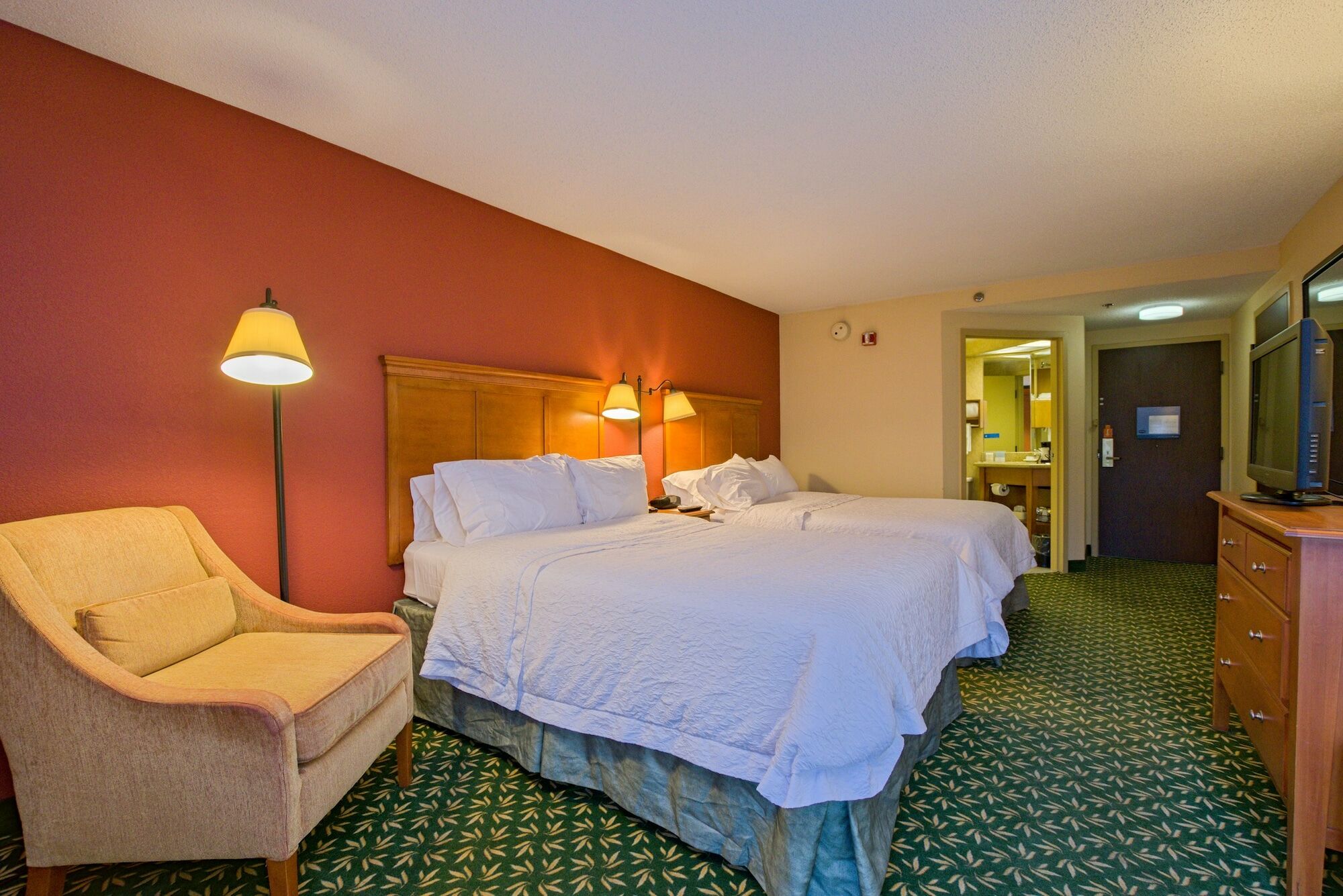 Hampton Inn By Hilton Concord/Bow Exterior photo
