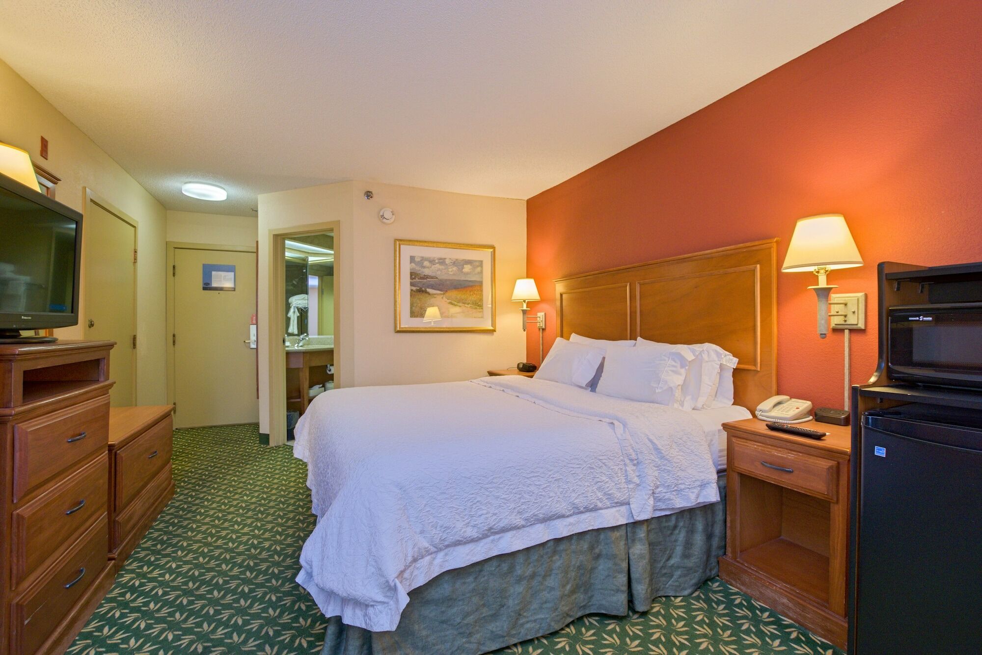 Hampton Inn By Hilton Concord/Bow Exterior photo