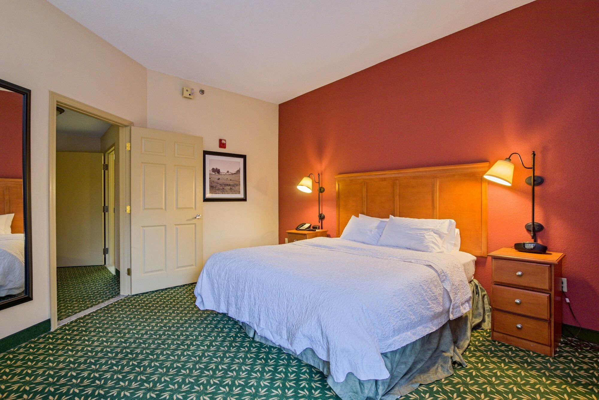 Hampton Inn By Hilton Concord/Bow Exterior photo